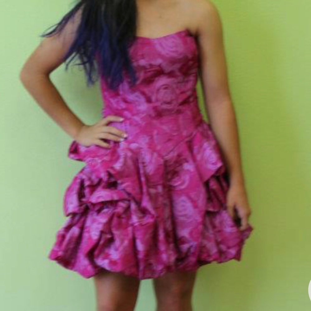 Strapless dress